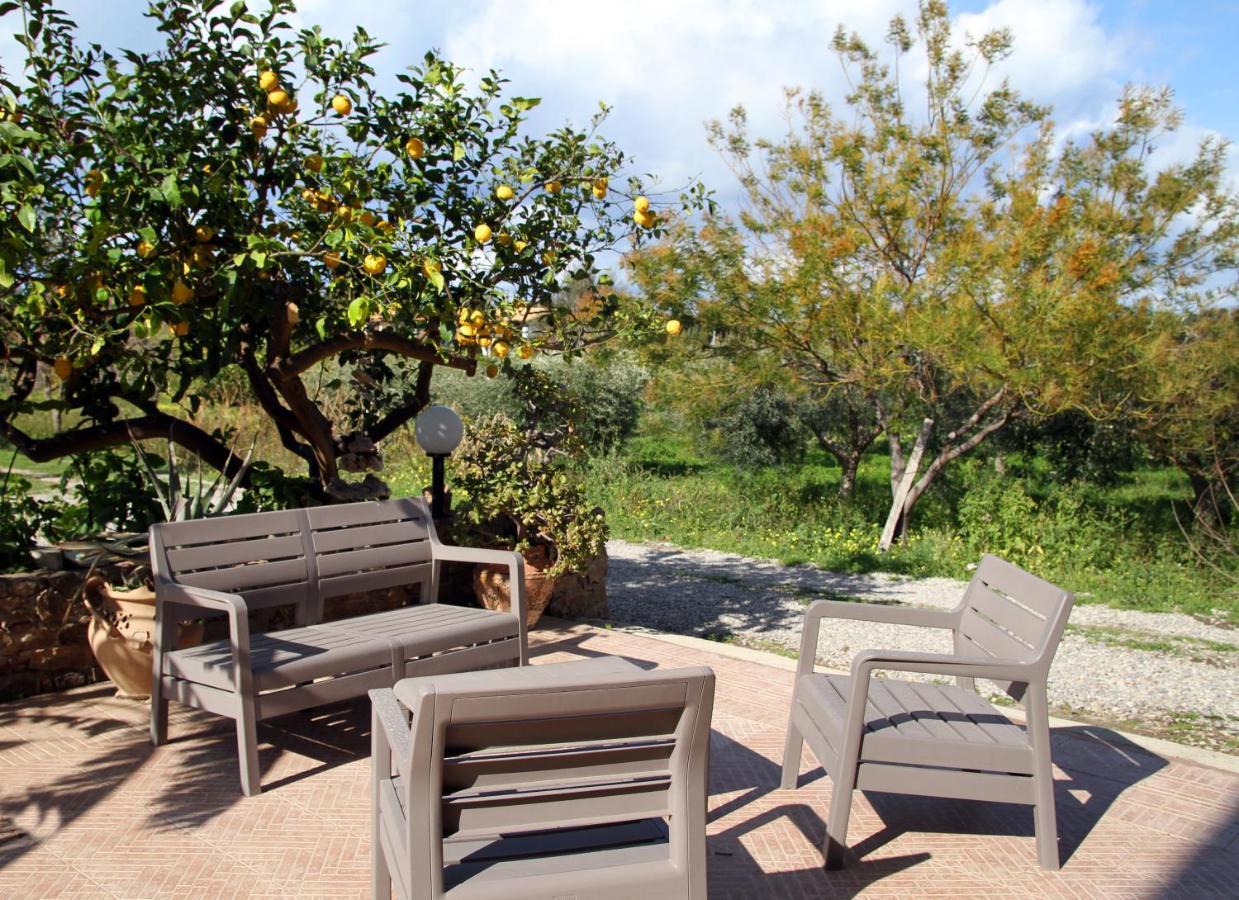 Tenuta Piana1 Con Accesso Diretto Al Mare Caronia Marina Ngoại thất bức ảnh
